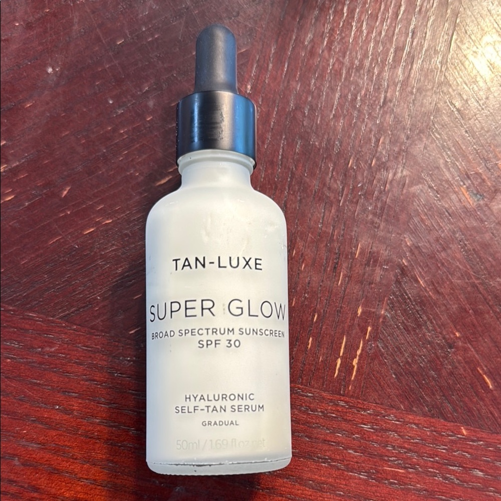 Tan-Luxe Super Glow Self- Tan SPF 30 Serum 50ml